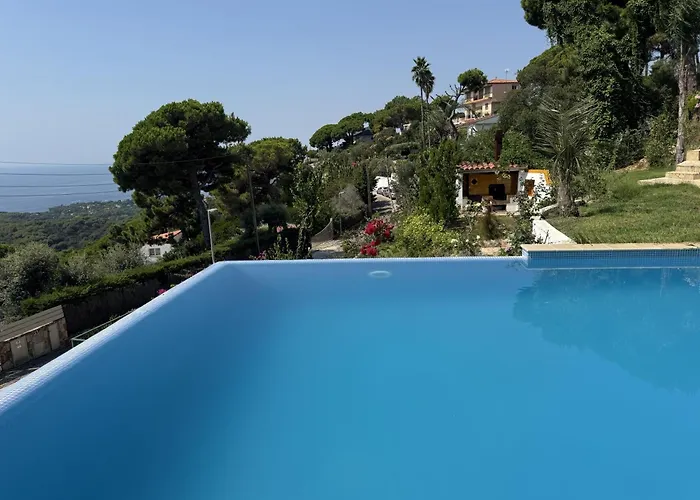 Casa Con Hermosas Vistas A La Costa *