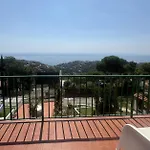 Casa Con Hermosas Vistas A La Costa