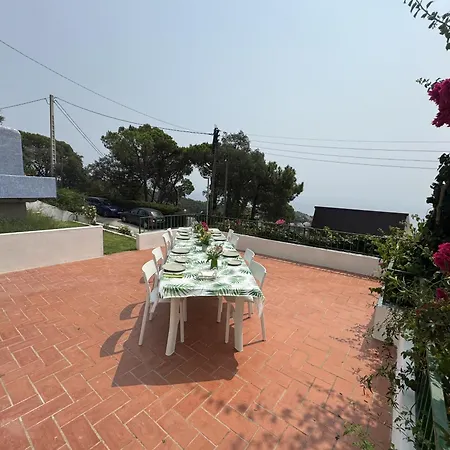 Casa Con Hermosas Vistas A La Costa