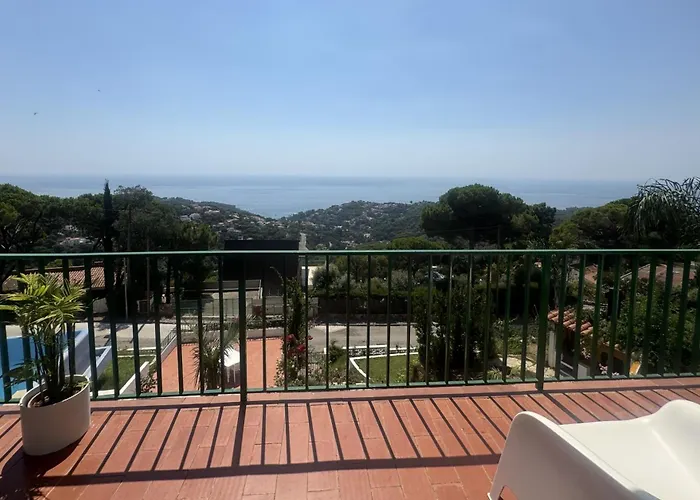 Casa Con Hermosas Vistas A La Costa