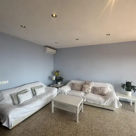 Casa Con Hermosas Vistas A La Costa